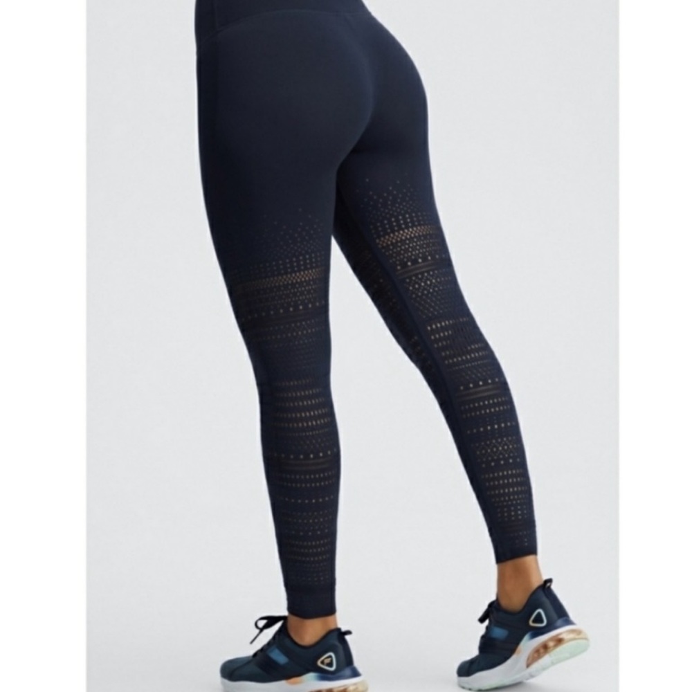 NWT Fabletics (navy blue) High Waisted Sculptknit legging